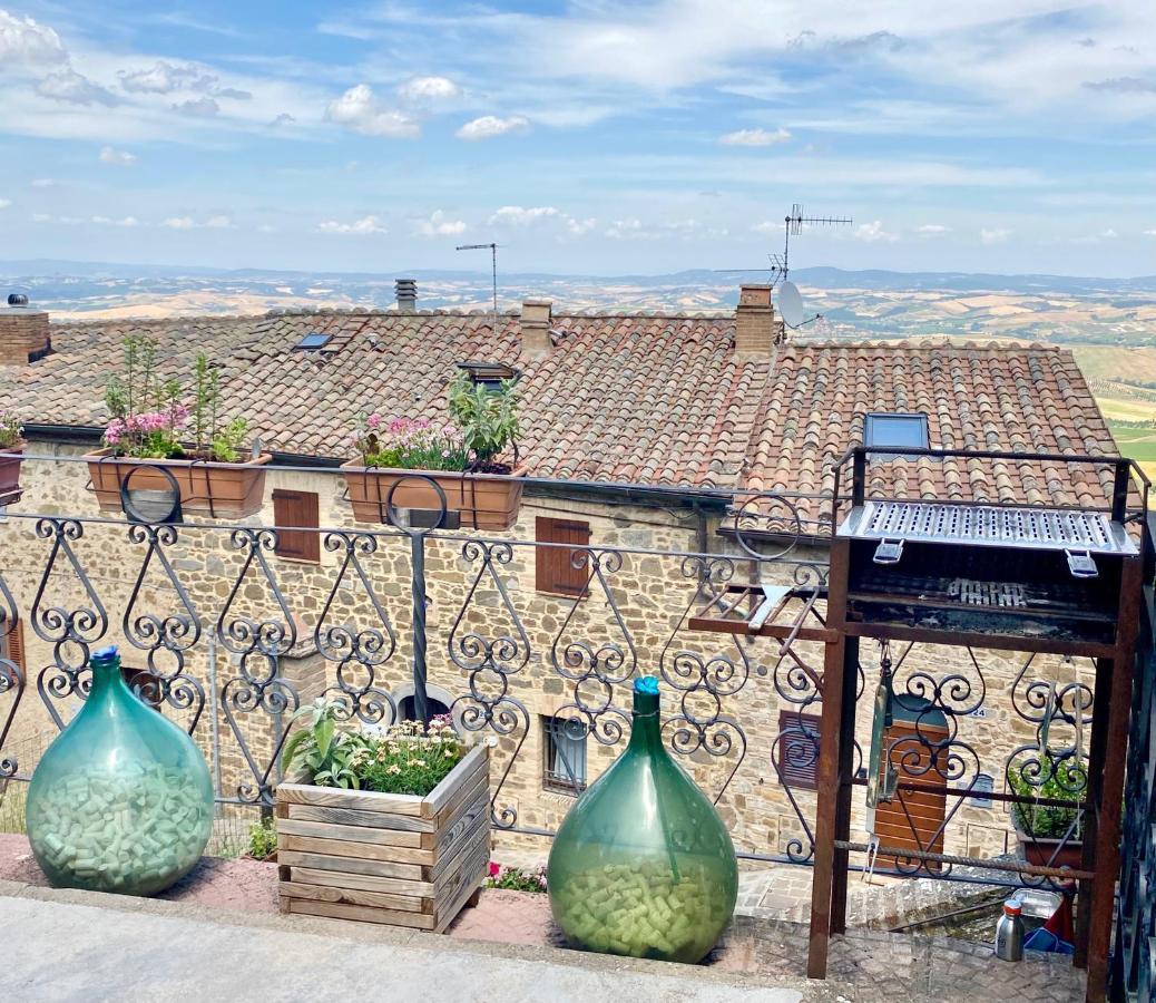 Panoramic Nest In Montalcino Villa Exterior photo